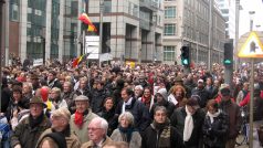 Demonstrace proti politikům a za jednotu Belgie v Bruselu