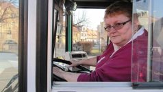 Řidička autobusu Jana Martíšková, která přepravuje cestující do Hradiště, Malovic, Maloviček a dalších obcí.
