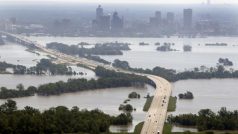 Rozvodněná řeka Mississippi v Memphisu