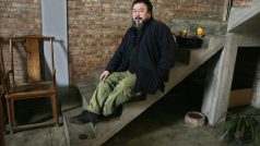 Aj Wej-wej ve svém pekingském ateliéru