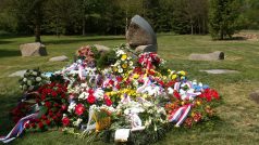 Památník obětem romského holocaustu v Letech u Písku
