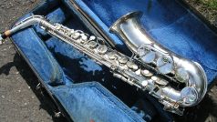 Saxofon z Amati