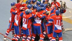 Čeští hokejbalisté slaví postup do finále MS