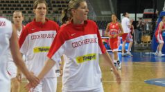 Basketbalistky Eva Vítečková a Jana Veselá na ME