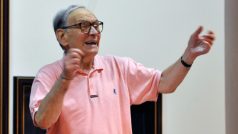 Ennio Morricone na zkoušce s Českým národním symfonickým orchestrem