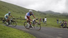 Roman Kreuziger během svého jediného úniku na letošní Tour, ve 12. etapě s Francouzem Chavanelem (vpředu)