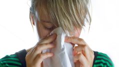 Alergické kýchání, ilustrační foto