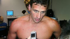 Největší hvězda plaveckého MS 2011 Ryan Lochte bude možná brzy stíhat Phelpsovu medailovou sbírku