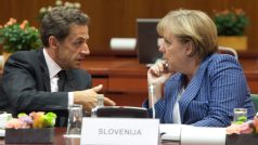 Nicolas Sarkozy v rozhovoru s Angelou Merkelovou