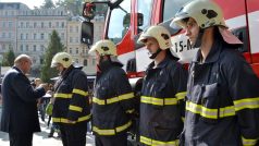 Noví hasiči Karlovarského kraje skládají slavnostní slib