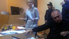 Ukrajinská expremiérka Julije Tymošenková u soudu