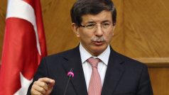 Turecký ministr zahraničí Ahmet Davutoglu