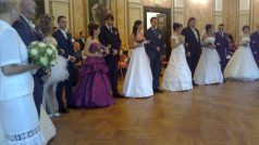 Hromadná svatba v Císařském sále ústeckého muzea