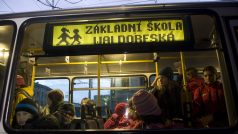 Českobudějovické žáky vozí do náhradních škol autobusy dopravního podniku