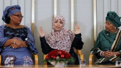 Leymah Gboweeová, Tawakkol Karmanová a Ellen Sirleafová v Oslu