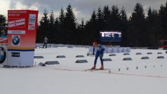 Eva Nývltová v cíli prologu Tour de Ski v Oberhofu