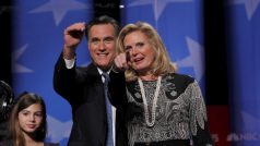 Mitt Romney a jeho žena Ann v New Hampshire