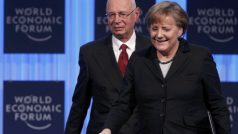 Německá kancléřka Angela Merkelová a zakladatel Světového ekonomického fóra Klaus Schwab