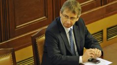 Ministr práce a sociáolních věcí Jaromír Drábek ve sněmovně