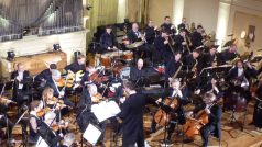 Slavná Jazzová mše v provedení filharmoniků, B Side Bandu s Jaromírem Hniličkou a Ars Brunensis Chorus