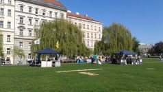 Stanový tábor aktivistů na pražském Klárově
