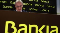 Prezident španělské banky Bankia Rodrigo Ratona tiskové konferenci v Madridu