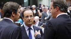 Portugalský premiér Pedro Passos Coelho, francouzský prezident François Hollande a britský premiér David Cameron na summitu EU