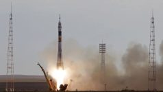 Vesmírná loď Sojuz TMA-05M vzlétla k Mezinárodní vesmírné stanici (ISS) se třemi kosmonauty