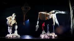 Lacrimae, společný projekt Cahin-Caha, Cirkus Cirkör a Cirku La Putyka