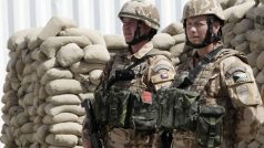 V Afghánistánu byl při raketovém útoku na základnu Shank v provincii Lógar těžce zraněn český voják