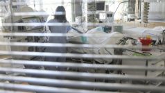 V nemocnici ošetřují muže, který se otrávil metylalkoholem