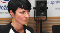 Pražská vrchní státní zástupkyně Lenka Bradáčová přijala pozvání do studia Radiožurnálu