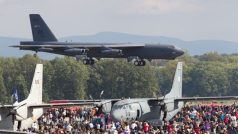 Americký bombardér B-52 se představil na letišti v Mošnově v rámci Dnů NATO