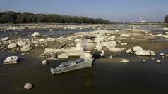 Pokles vody ve Visle odhalil archeologické památky ze 17. století