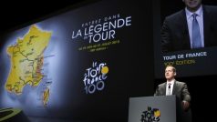 Ředitel Tour de France Prudhomme prezentuje itinerář pro ročník 2013
