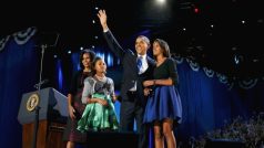 Barack Obama v doprovodu dcer a manželky Michelle