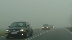 Mlha na silnici