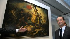 Francouzský prezident Francois Hollande na otevření Le Louvre-Lens Museum v Lens