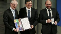 Nobelovu cenu za mír pro Evropskou unii převzali (zleva) Herman Van Rompuy, Jose Manuel Barosso a Martin Schulz. 10. 12. 2012