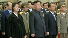 Severokorejský lídr Kim Čong-un se svou manželkou Ri Sol-ču