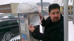 Placení parkovného pomocí SMS v Třebíči. Projektový manager Vít Václavík ze společnosti ERIKA