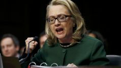 Musíme čelit hrozbě teroristů ze Sahary, říká Clintonová