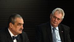 Miloš Zeman a Karel Schwarzenberg se v televizním vysílání TV Nova vyjádřili k amnestii, Benešovým dekretům nebo k tomu, co by dělali, kdyby nebyli zvoleni (ilustrační foto).