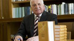 Václav Klaus na tiskové konferenci na které uvedl knihu Rok desátý