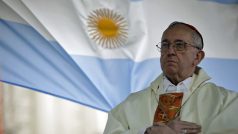 Kardinál Jorge Bergoglio na archivním snímku ze srpna 2009