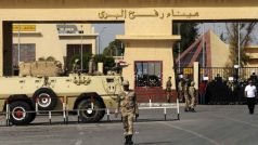 Uzavřený přechod v Rafáhu, kde tři z egyptských rukojmích pracovali