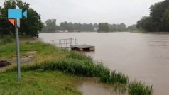 Labe u Neratovic, povodně 3. června 2013