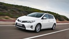 Toyota Auris Hybrid Style