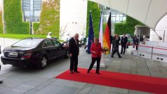 Prezident Miloš Zeman se na své zahraniční návštěvě v Německu setkal se spolkovou kancléřkou Angelou Merkelovou