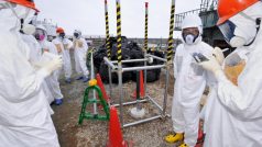 Odborníci zkoumají únik radioaktivní vody ve Fukušimě